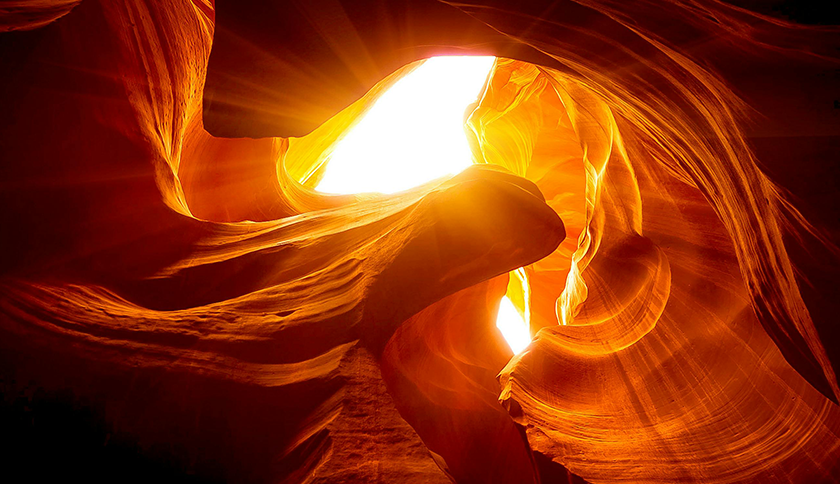 爱游戏体育平台官网制药盛装参展2024西鼎会，共绘健康产业新蓝图！